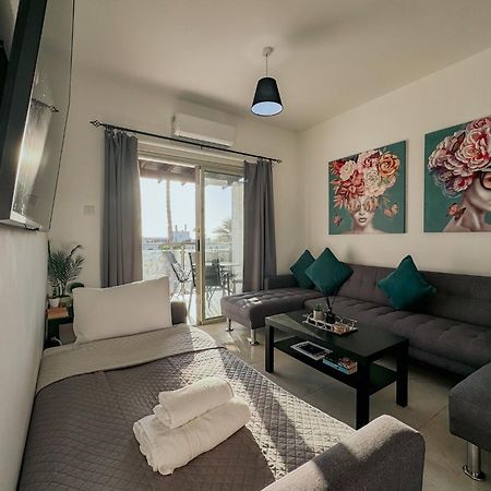 شقة 1B Seaside Orchid, Sea, Center بافوس المظهر الخارجي الصورة